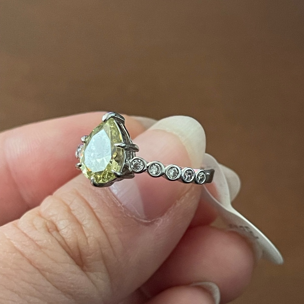 Ring size 7 - Picture 2 of 3